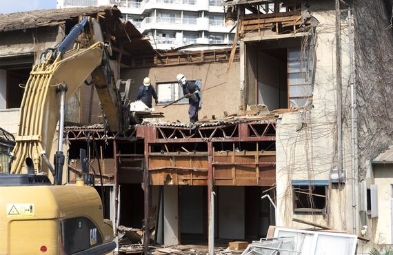 丁寧な塗装は塗りムラがほとんどありません | 内装・解体は大阪市で実績多数の武山建設工業株式会社へ